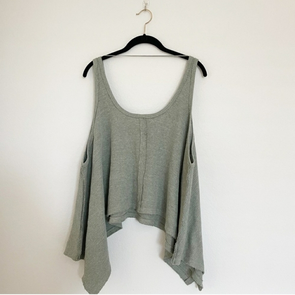 Free People Green Tank - Picture 4 of 9